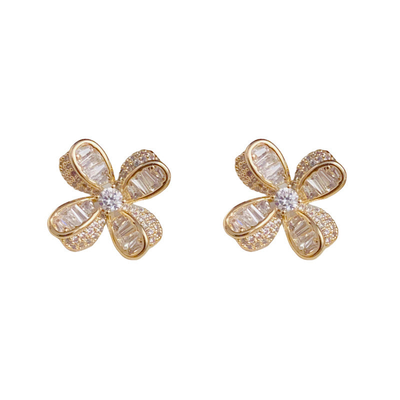Luxury Full-Zircon Flower Stud Gold Earrings – Elegant Floral Design
