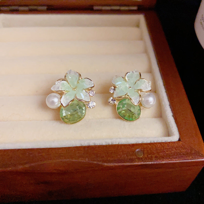 14K Gold Green Crystal Flower Pearl Stud Earrngs- Chic Elegant Design