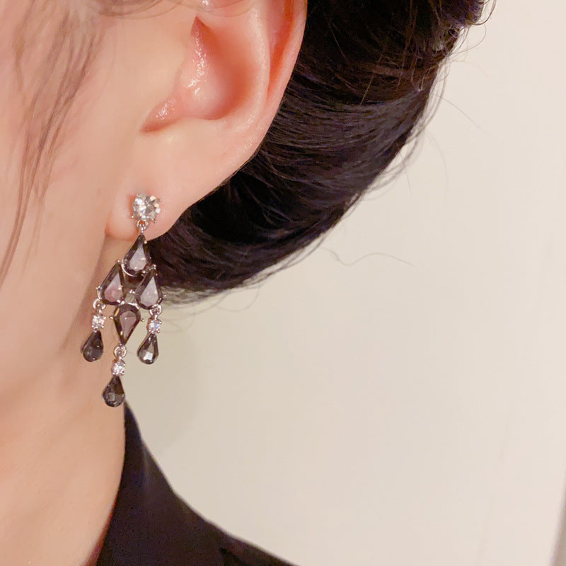 Luxury Zircon Teardrop Tassel Drop Earrings – Elegant Design