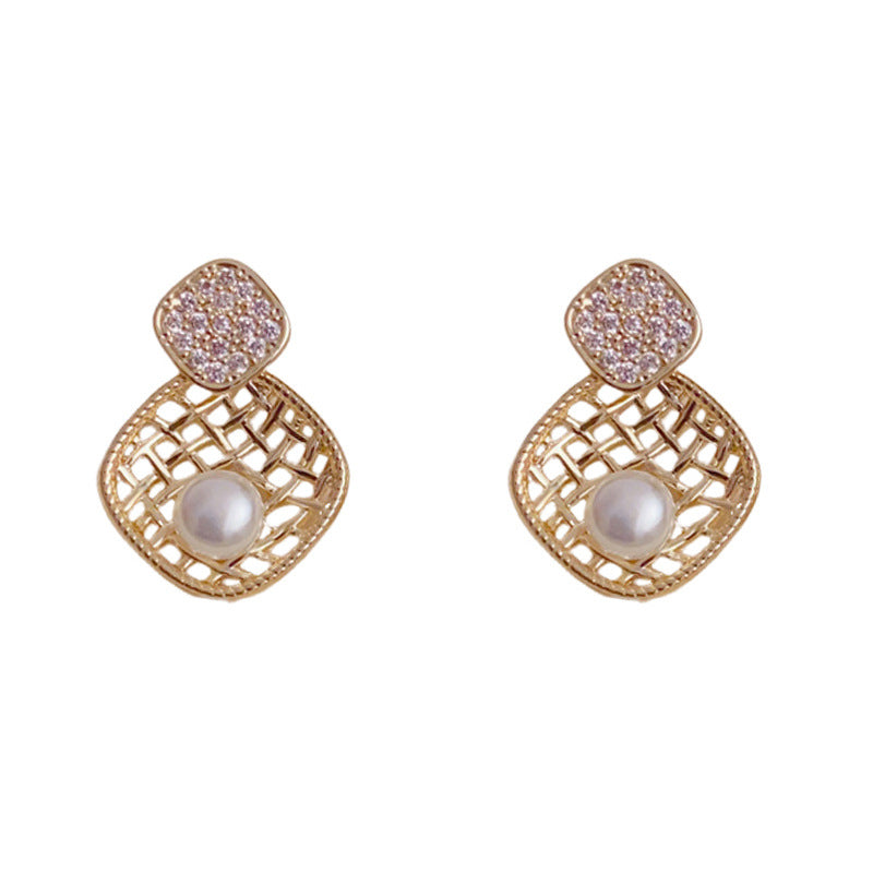 Luxury Zircon Openwork Pearl Geometric Earrings – Elegant Design