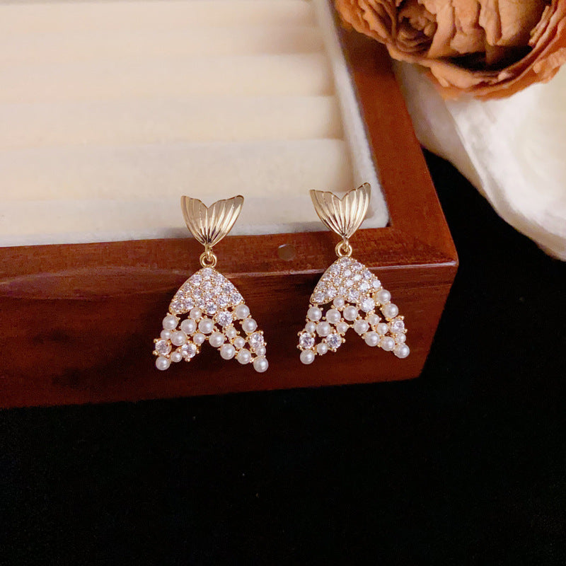 Luxury Zircon & Pearl Fishtail Drop Gold Earrings – Elegant Design