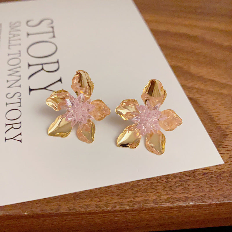 14K Gold-Plated Luxury Crystal Petal Stud Earrings – Elegant Design