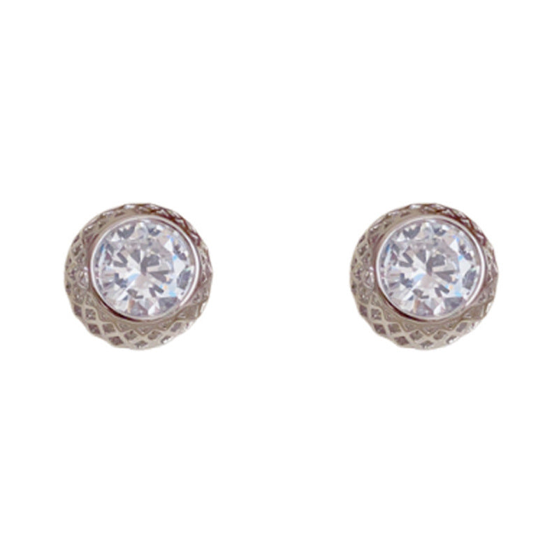 Luxury Metal Mesh & Zircon Round Stud Earrings – Geometric Design
