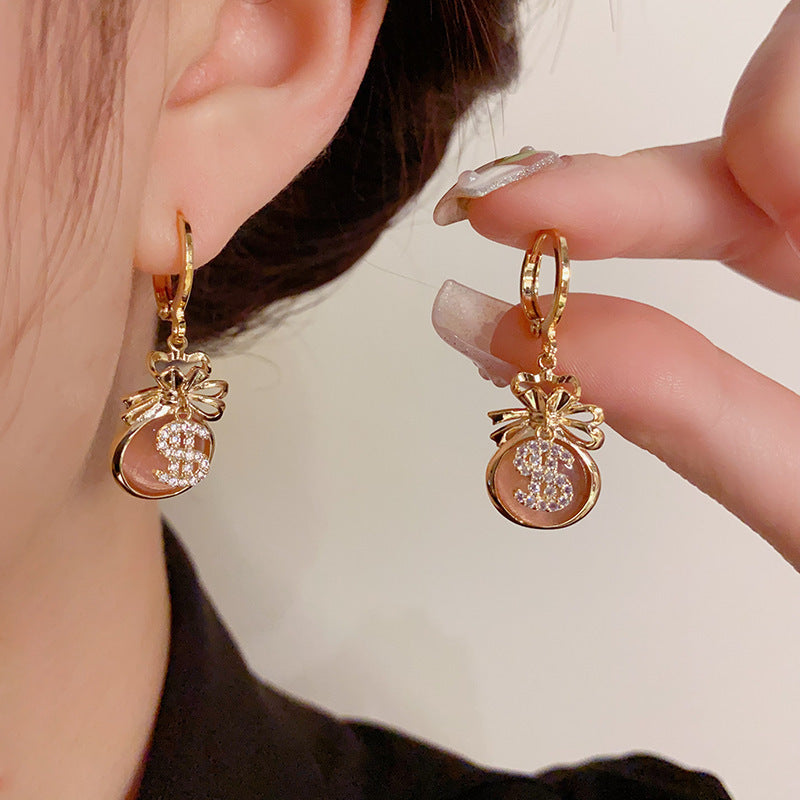 14K Gold-Plated Cat's Eye Stone Coin Pouch Earrings - Elegant Design