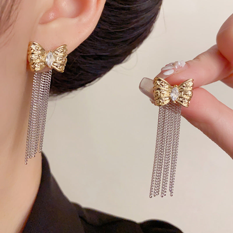 Luxury 2-Tone Butterfly Two-Way Tassel Drop Earrings – Elegant Design
