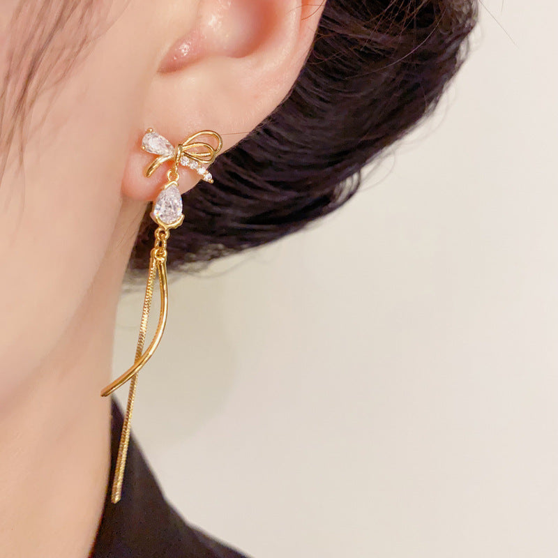 Luxury Zircon Bow & Tassel Drop Earrings – Silver Needle Design