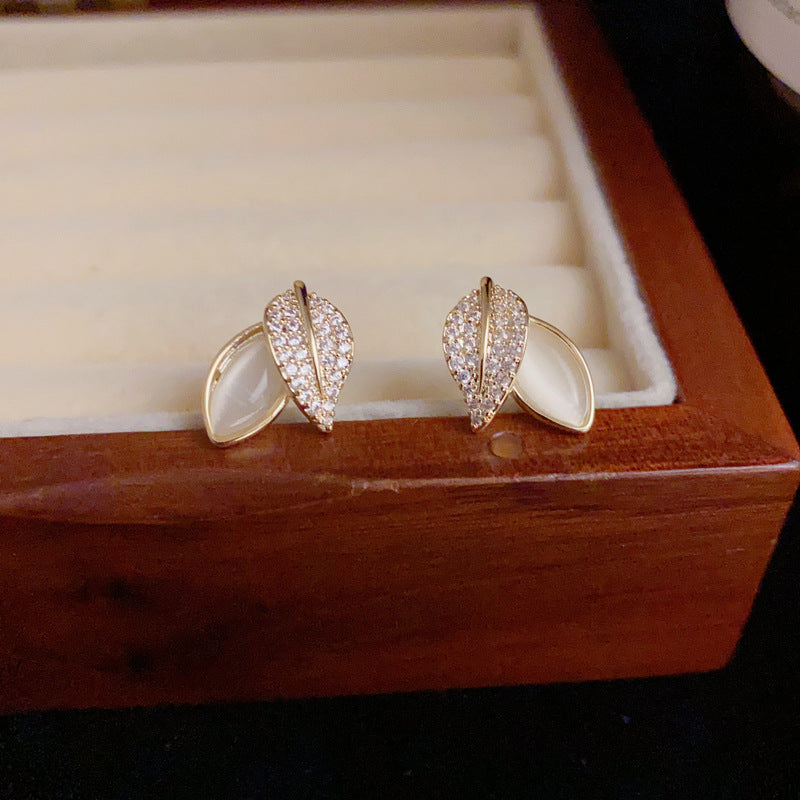 14K Gold-Plated Zircon Leaf Stud Earrings – Elegant Minimalist Design