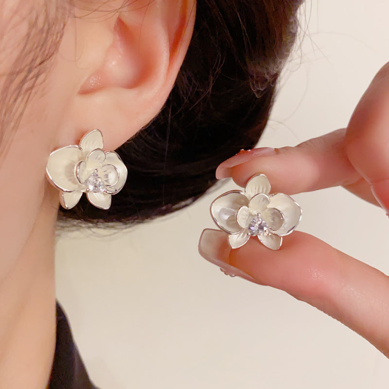 14K Gold-Plated Elegant White Petal Stud Earrings – Floral Design