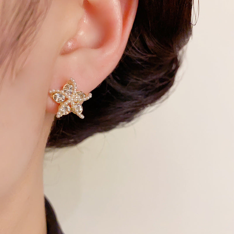 14K Gold Pearl Diamond Starfish Stud Earrings – Elegant Design