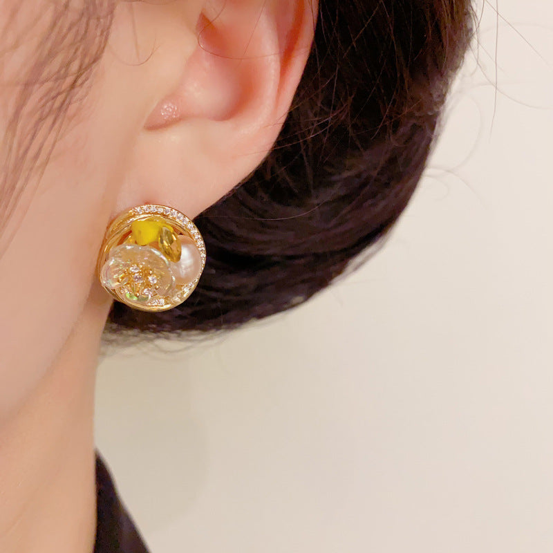 14K Gold Freshwater Pearl Floral Hoop Stud Earrings – Elegant Design