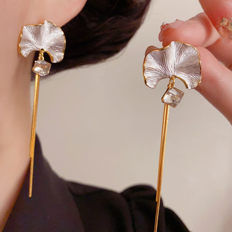 Elegant Fan-Shaped Square Zircon Tassel Drop Earrings – Fringe Design