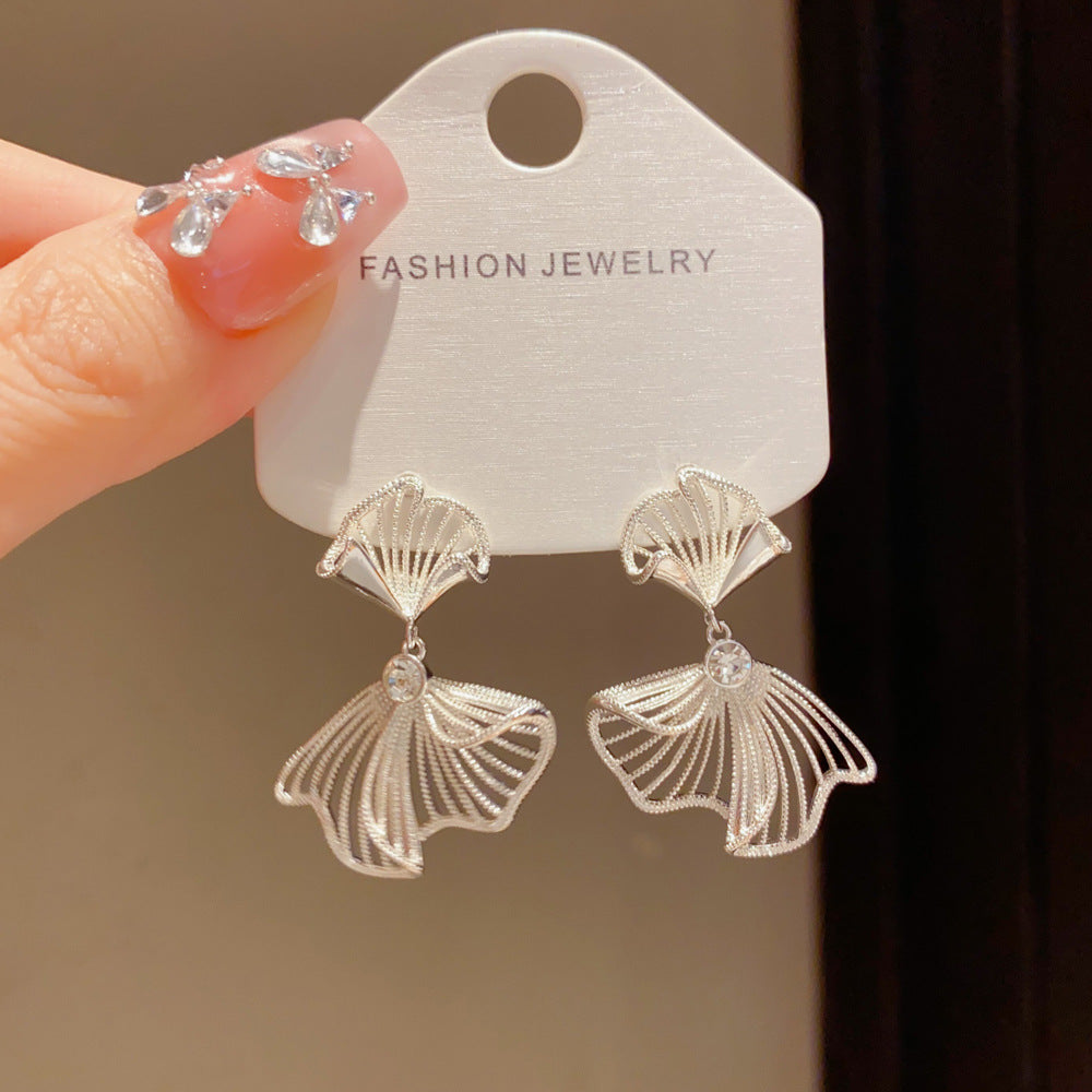 Eaioncol Openwork Fish Tail Drop Earrings Gold Silver