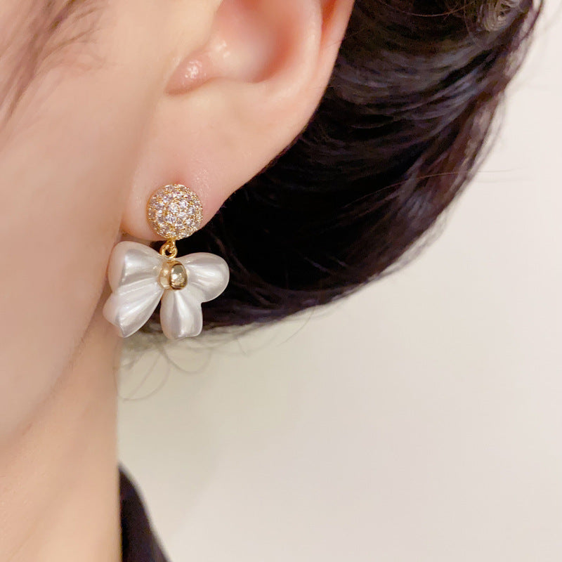 14K Gold Bow & Rhinestone Circle Drop Earrings – Elegant Chic Design