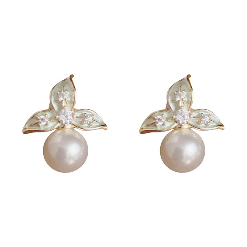 Elegant Three-Leaf Flower & Pearl Stud Earrings – S925 Silver Needle