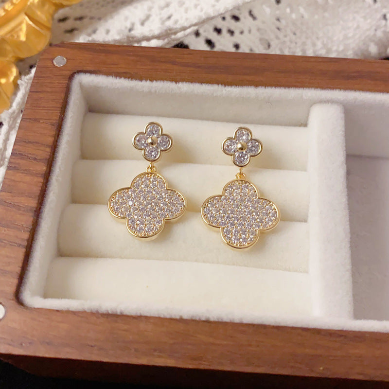 Luxury Zircon Four-Leaf Clover Drop Earrings – Elegant Floral Design