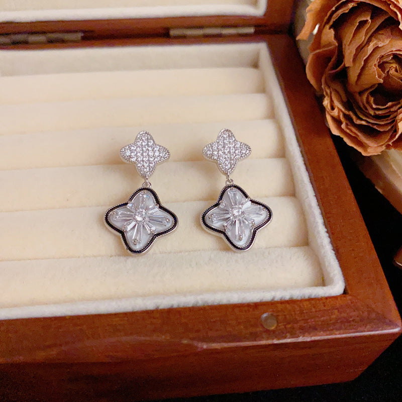 Luxury Zircon Four-Leaf Flower Drop Earrings – Elegant Floral Design