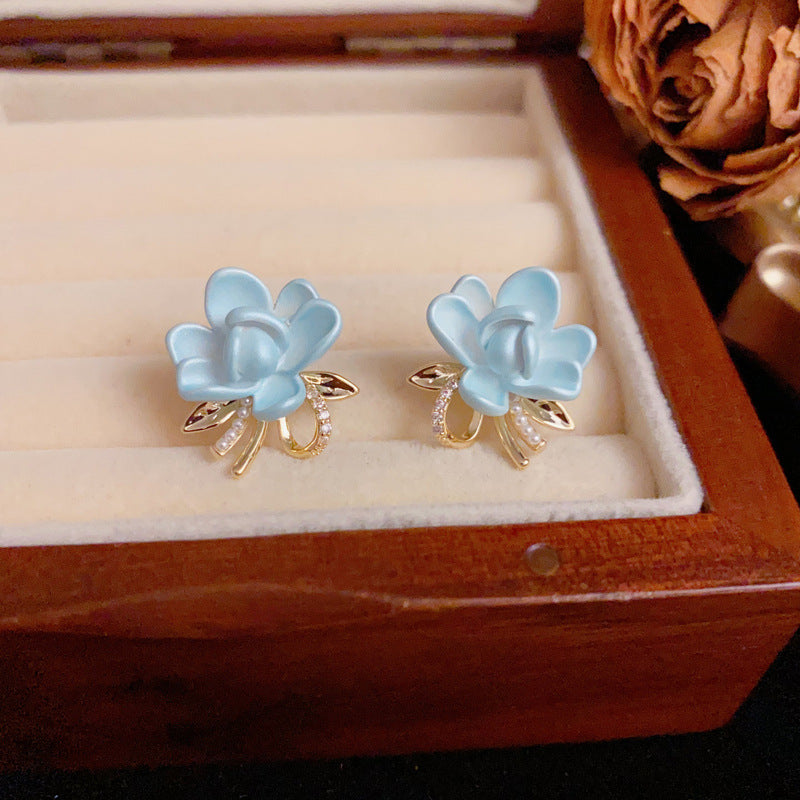 14K Gold Sweet Petal Bow Stud Earrings – S925 Silver Needle