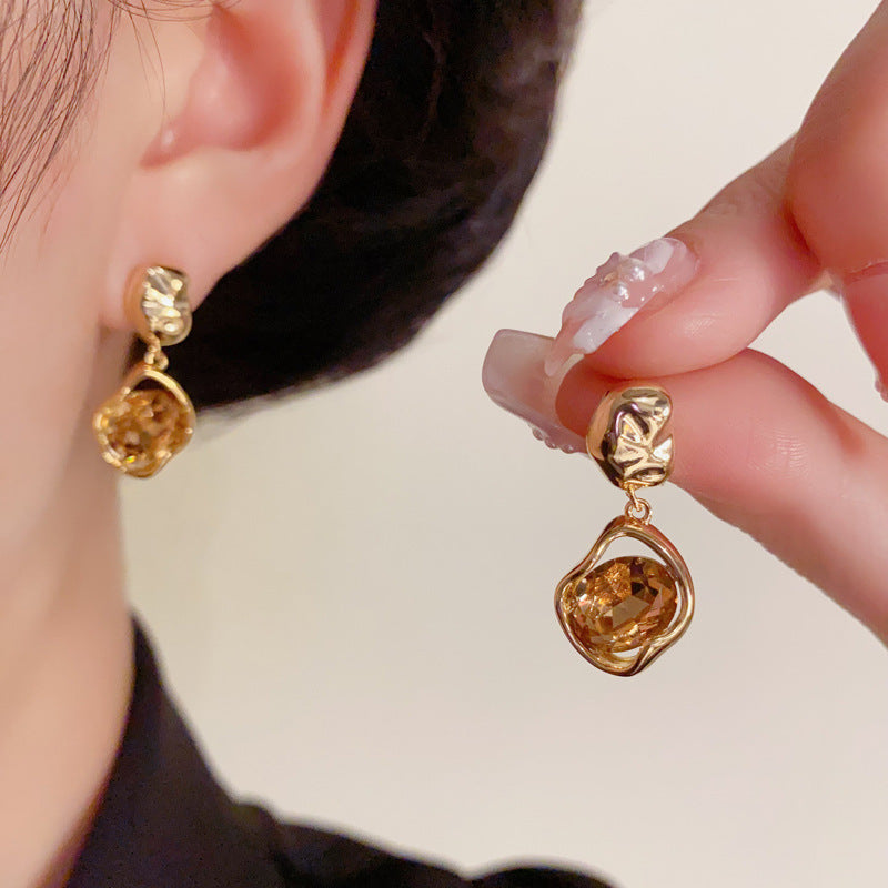 Luxury Metal Geometric Crystal Drop Earrings – Elegant Design