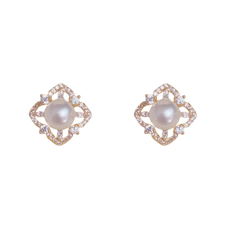 Elegant Zircon Diamond-Shaped Pearl Earrings - Geometric Design
