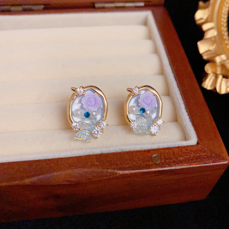 Elegant 3D Flower & Butterfly Oval Stud Earrings – Floral Design