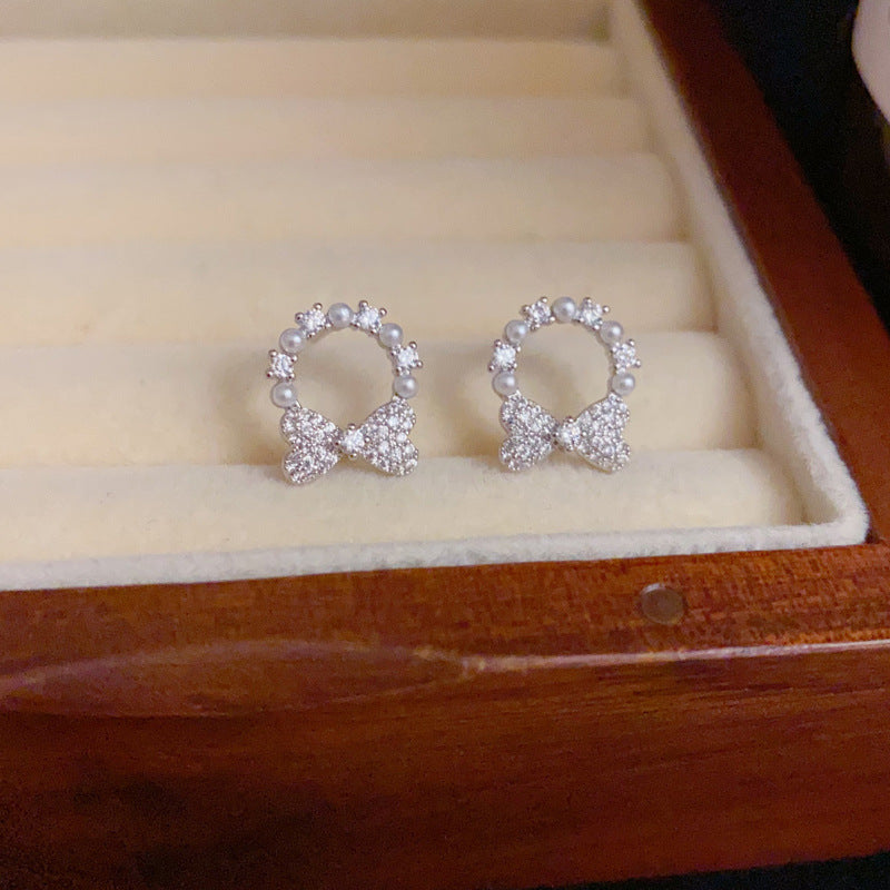 14K Gold-Plated Zircon Pearl Bow Hoop Earrings – Elegant Chic Design