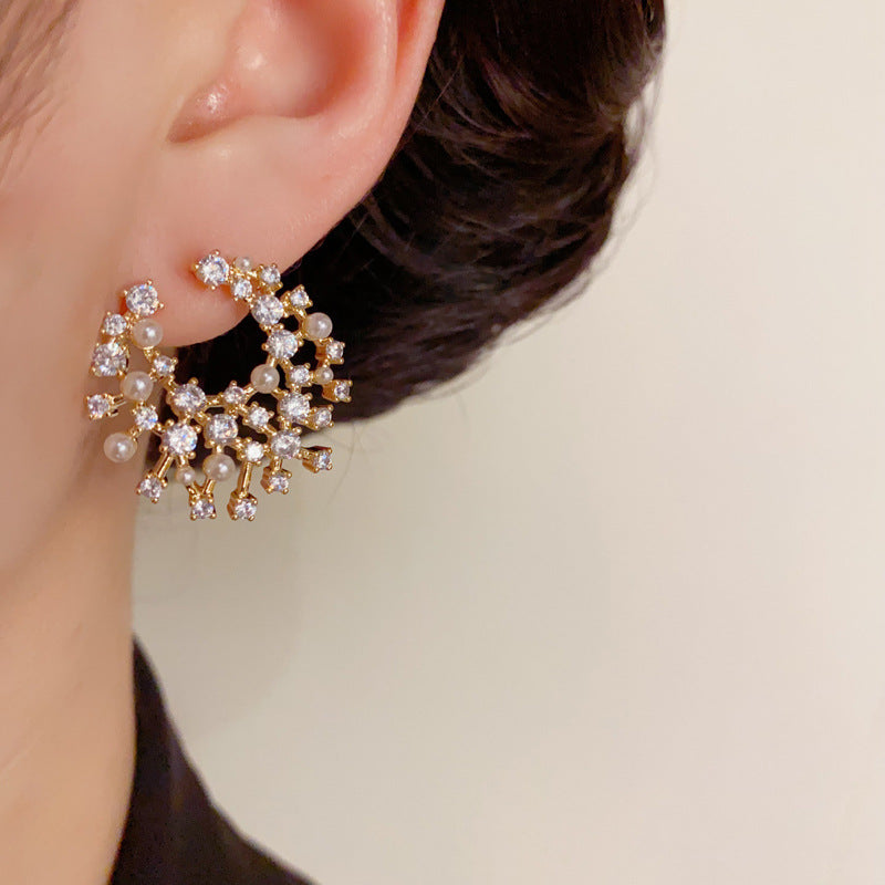 14K Gold-Plated Full Rhinestone Pearl C-Shaped Earrings – Chic Design