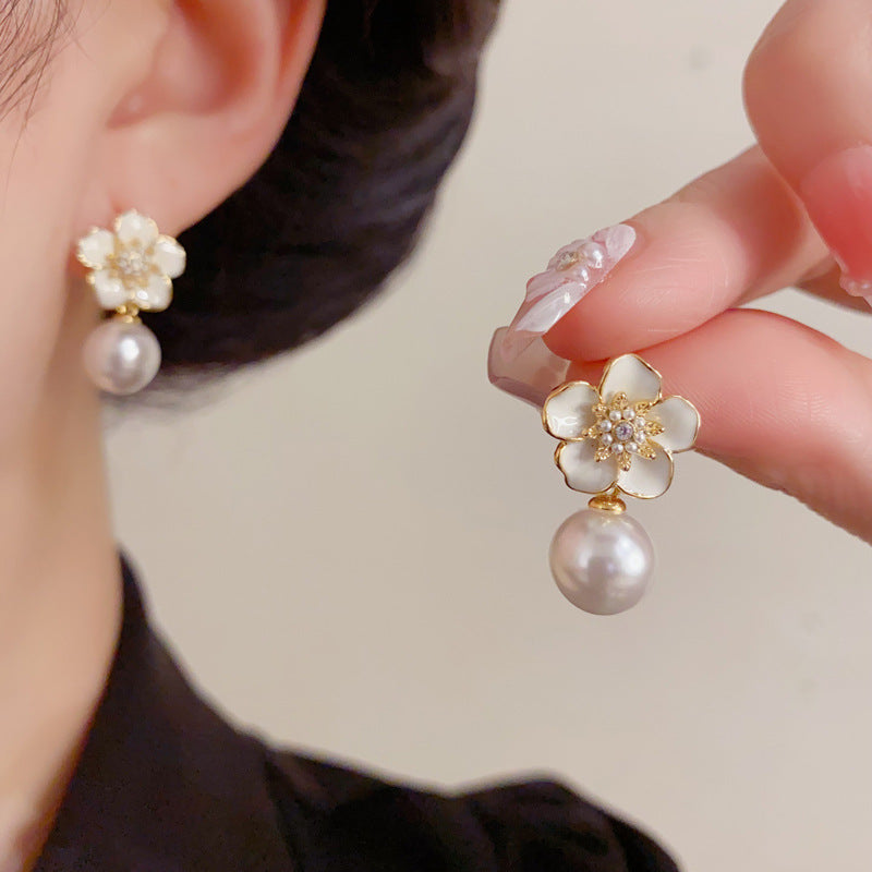 Eaioncol Floral Petal Pearl Drop Earrings Pink