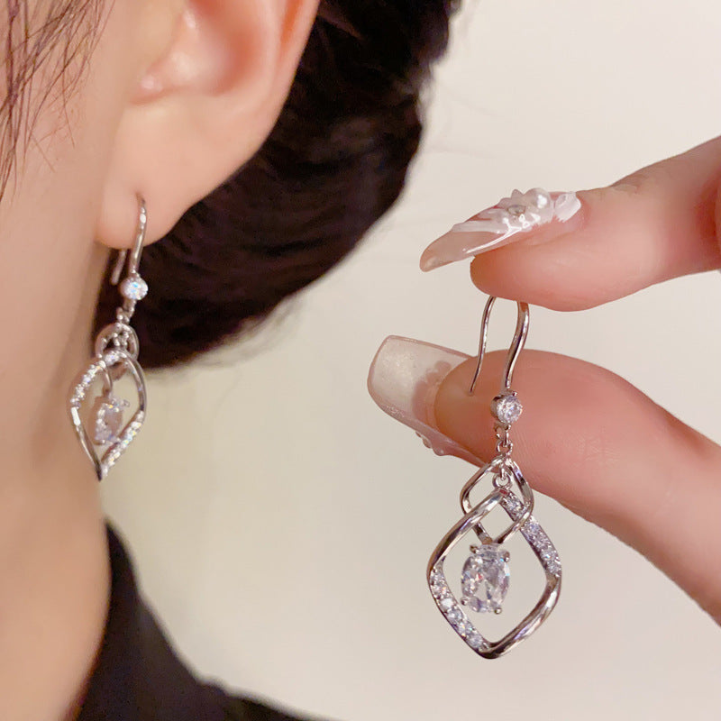 14K Gold Zircon Geometric Diamond Tassel Earrings – Elegant Design