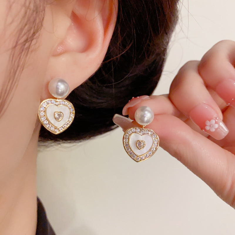 14K Gold-Plated Korean-Style Pearl Heart Drop Earrings– Elegant Design