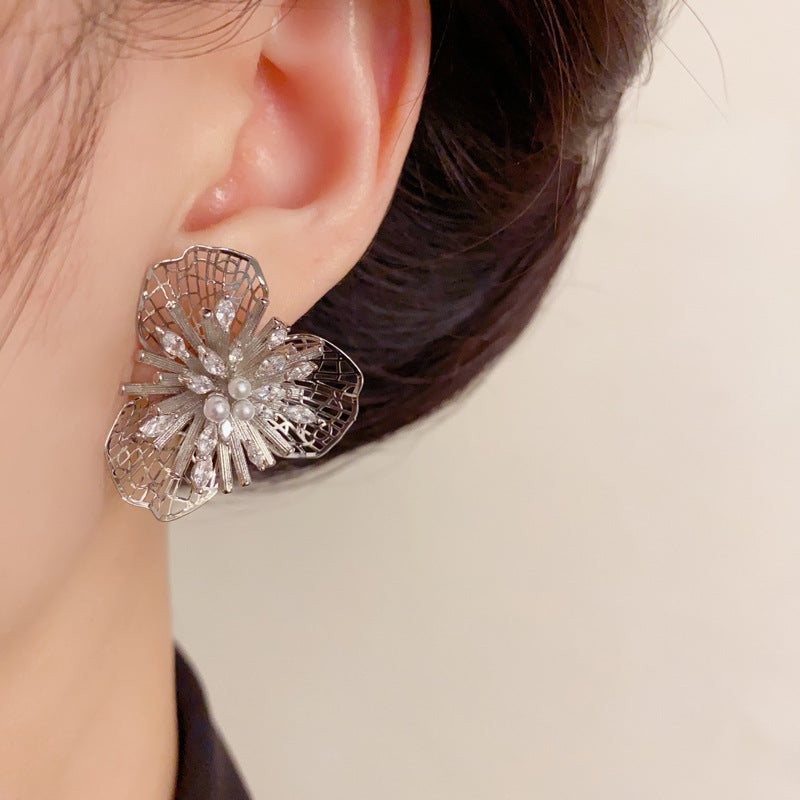 Luxury Zircon Openwork Metal Petal Stud Earrings – Floral Design