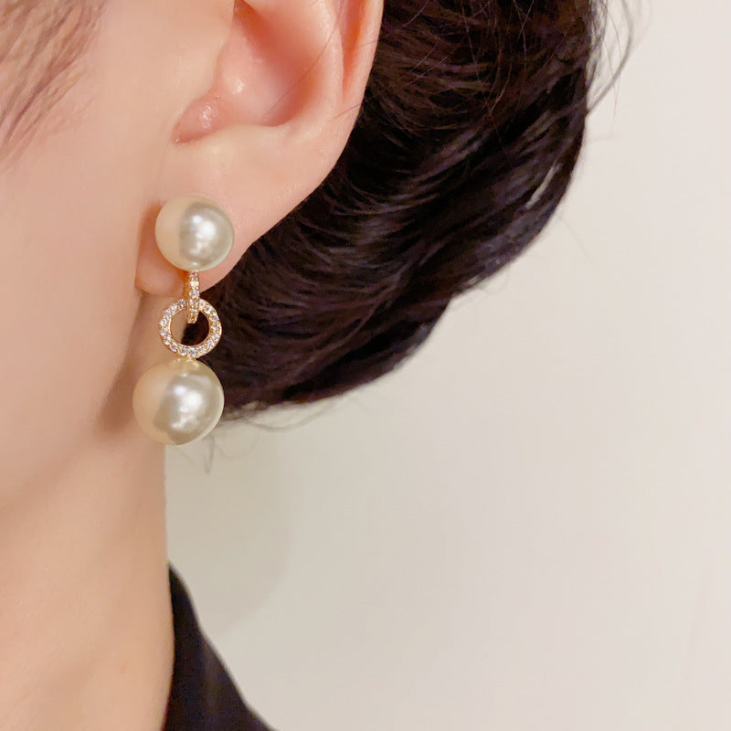 Elegant Zircon Geometric Pearl Drop Earrings – Round Design
