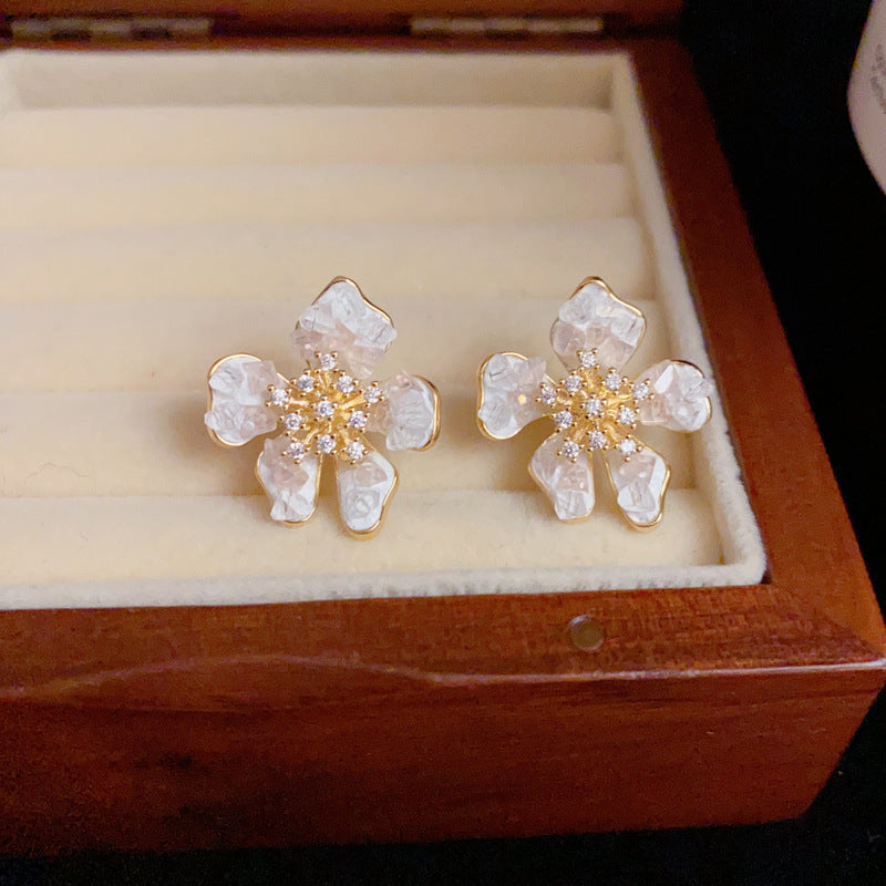 14K Gold-Plated Crystal Petal Stud Earrings – Elegant Floral Design