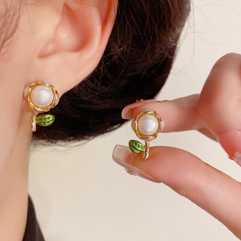 14K Gold Plated Enamel Pearl Bouquet Stud Earrings – Elegant Design