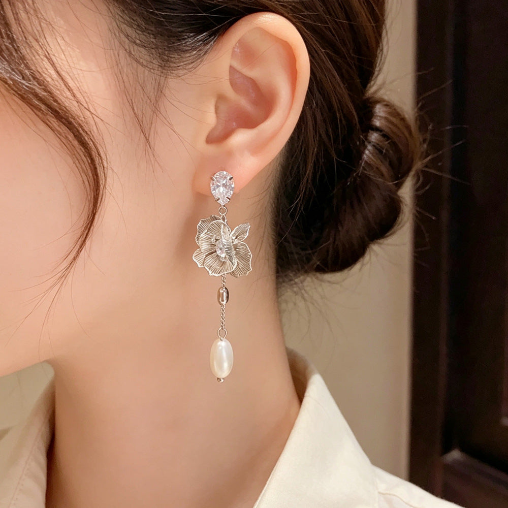 Eaioncol Floral Pearl Tassel Earrings 14K Gold & Silver Plated