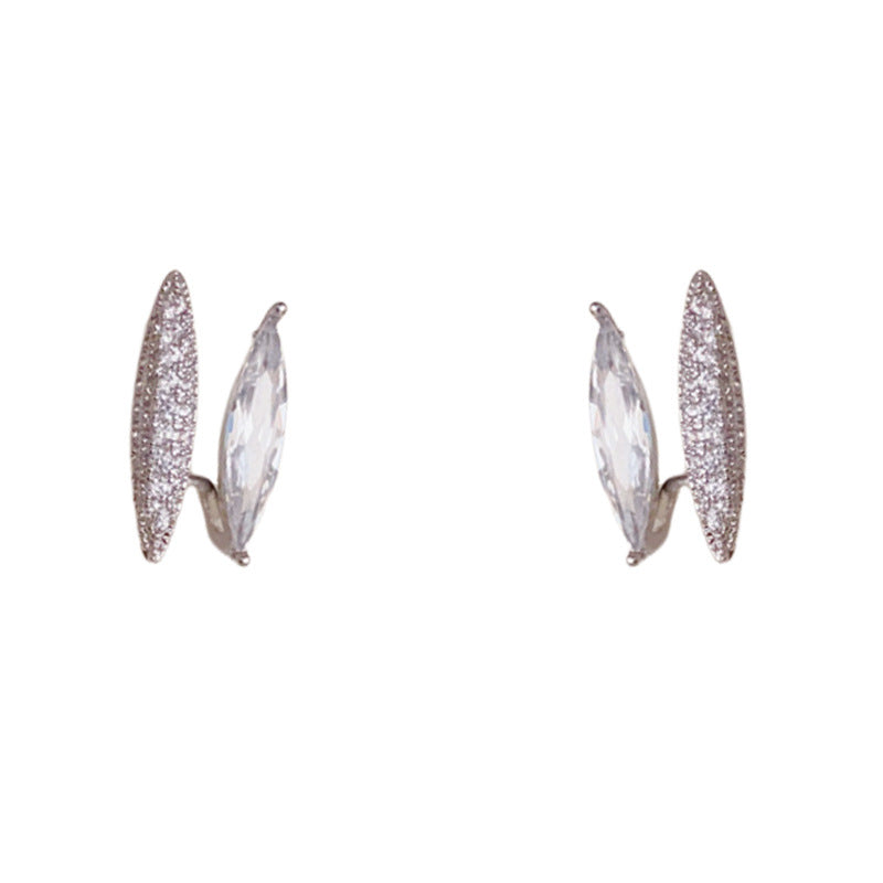 Luxury Double-Layer Zircon Grain Stud Earrings – Geometric Design