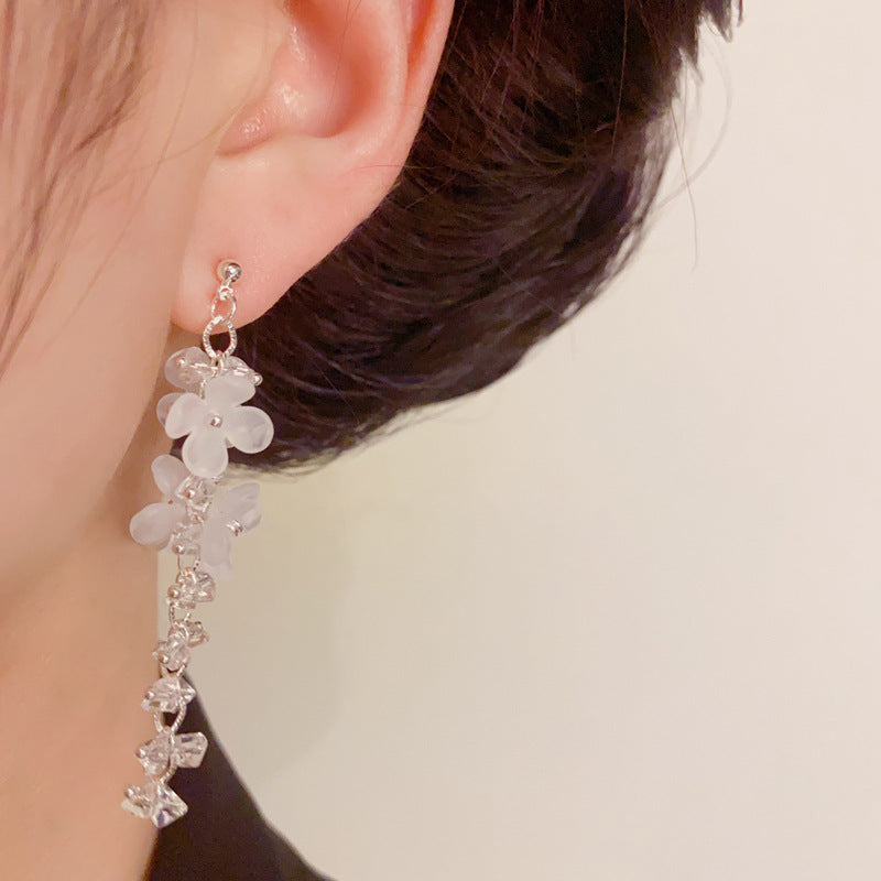 Luxury White Petal & Zircon Tassel Drop Earrings – S925 Silver Needle