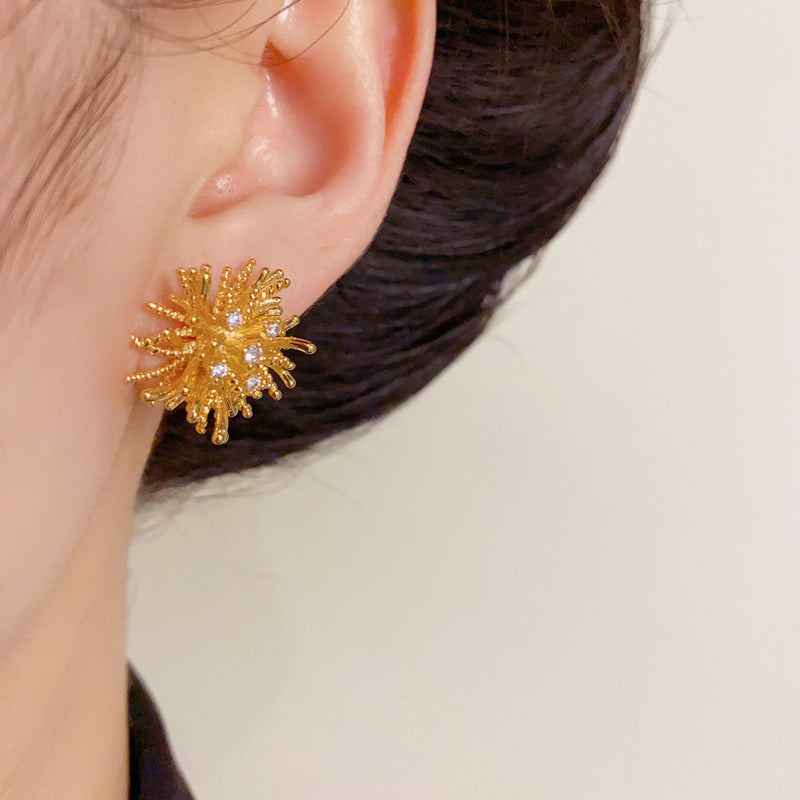 14K Gold Dandelion Firework Stud Earrings – Chic Minimalist Design