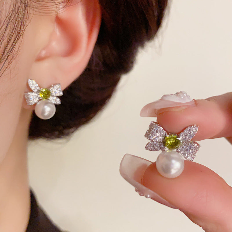 14K Gold-Plated Zircon Butterfly Knot Pearl Earrings - Elegant Design