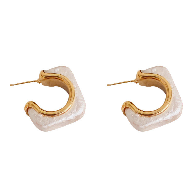 Elegant White Geometric Square Hoop Earrings – Minimalist Design