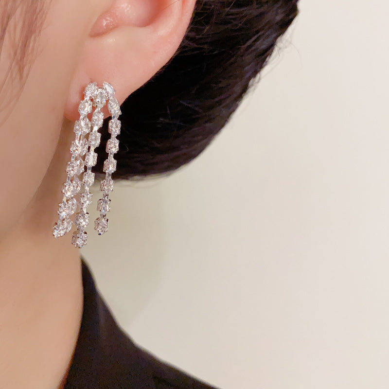 Elegant Full-Zircon Long Tassel Drop Earrings – Geometric Design