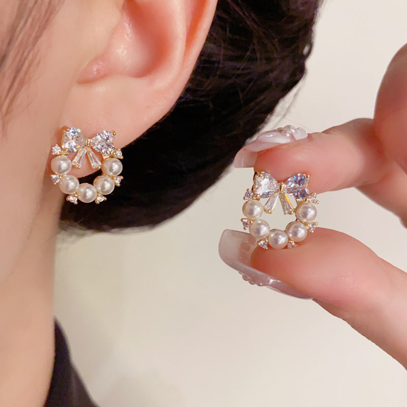 Luxury Zircon Bow & Pearl Round Stud Gold Earrings – Elegant Design