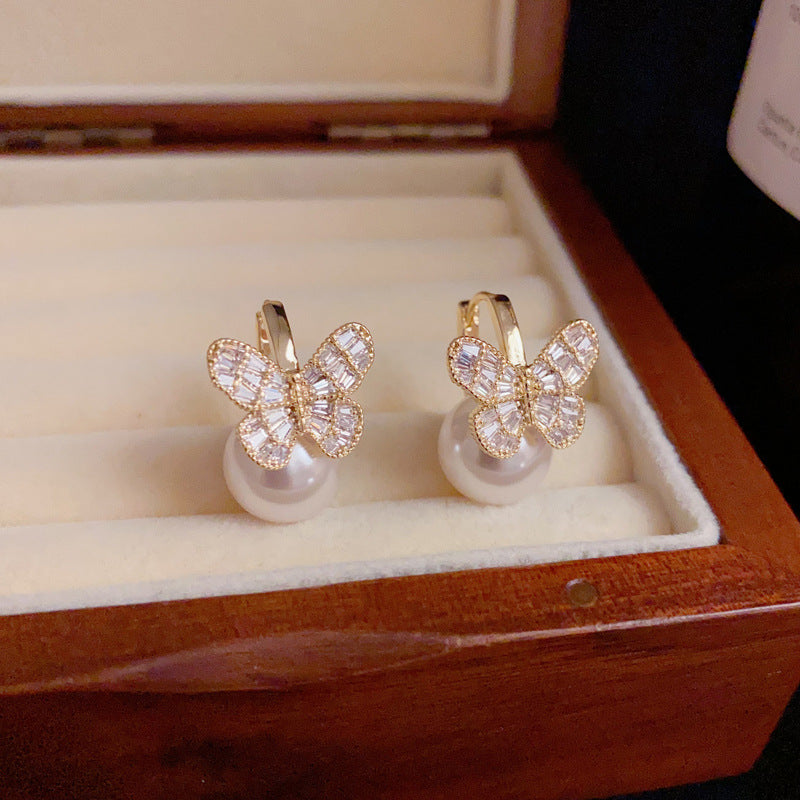 Luxury Pearl & Rhinestone Butterfly Earrings – Elegant French Design
