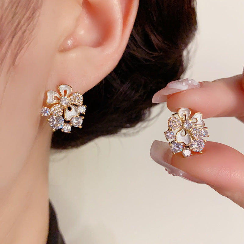 14K Gold-Plated Full Zircon Floral Stud Earrings – Elegant Design