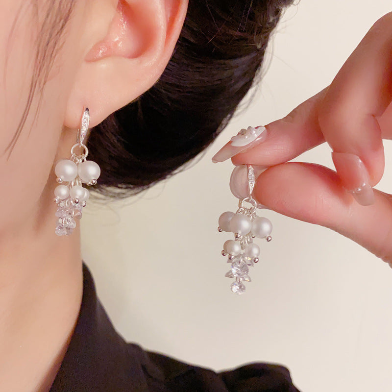 Luxury Zircon Pearl & Crystal String Drop Earrings – Geometric Design