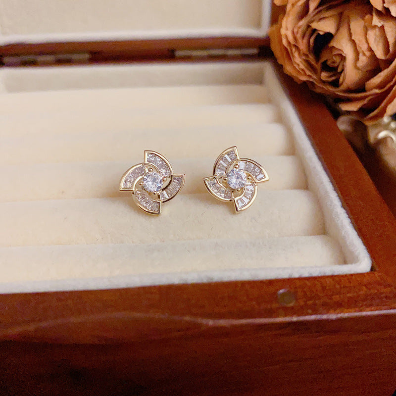 Luxury Full-Zircon Windmill Stud Elegant Earrings – S925 Silver Needle