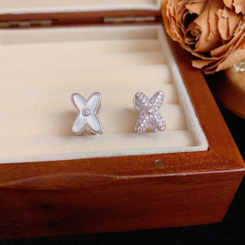 14K Gold Zircon & Mother-of-Pearl Cross Earrings – Elegant Design