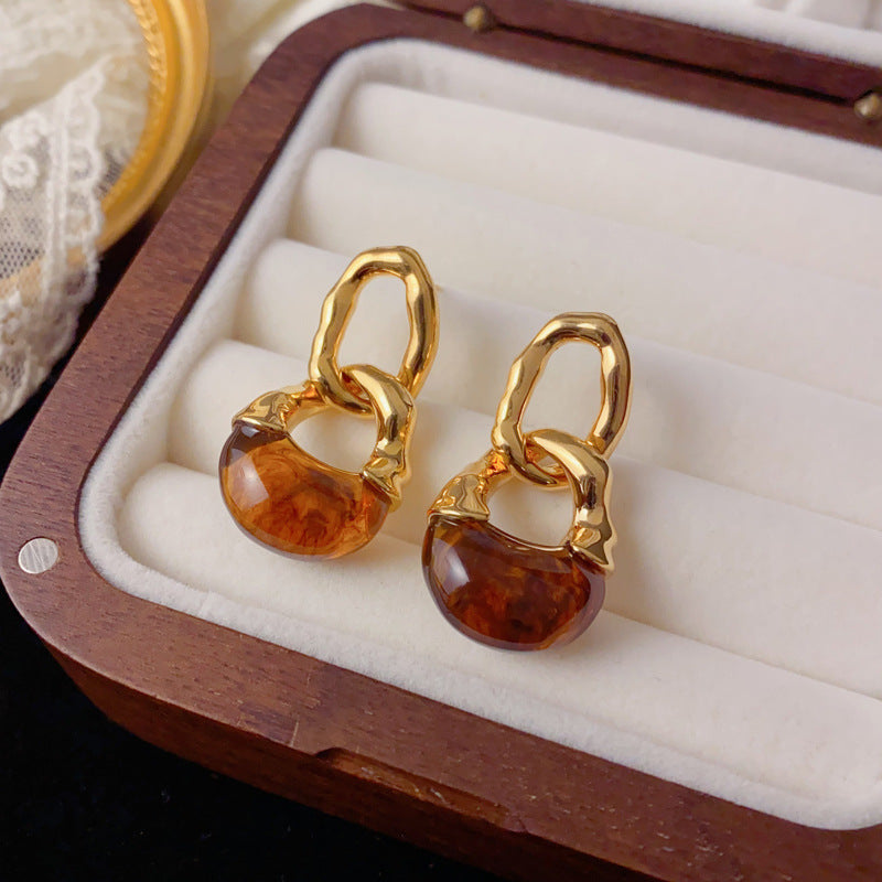 Luxury 18K Chain & Resin Oval Drop Earrings – French Retro Design