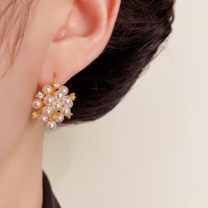 18K Gold Luxury Pearl Flower Bouquet Ear Cuff Earrings – Hoops Design