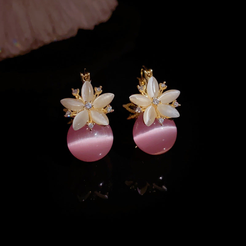 14K Gold-Plated Cats Eye Flower Pearl Clip-On Earrings – Luxury Design