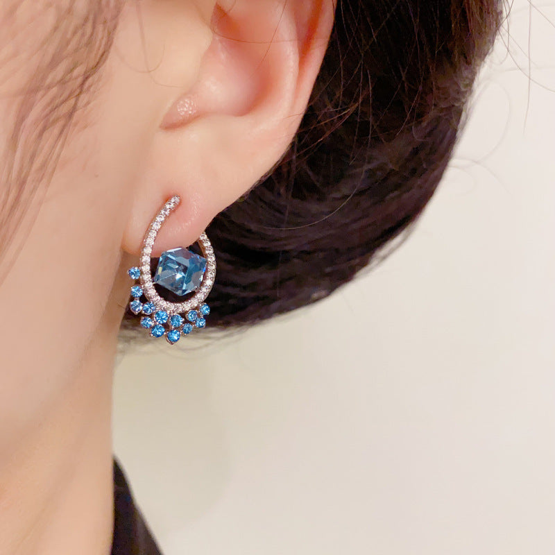 S925 Vintage Blue U-Shaped Zircon Stud Earrings – Geometric Design